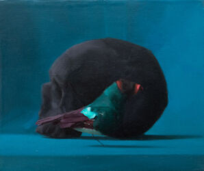 Asetelma (lintu ja kallo II), öljy kankaalle, 25cm x 30cm, 2021